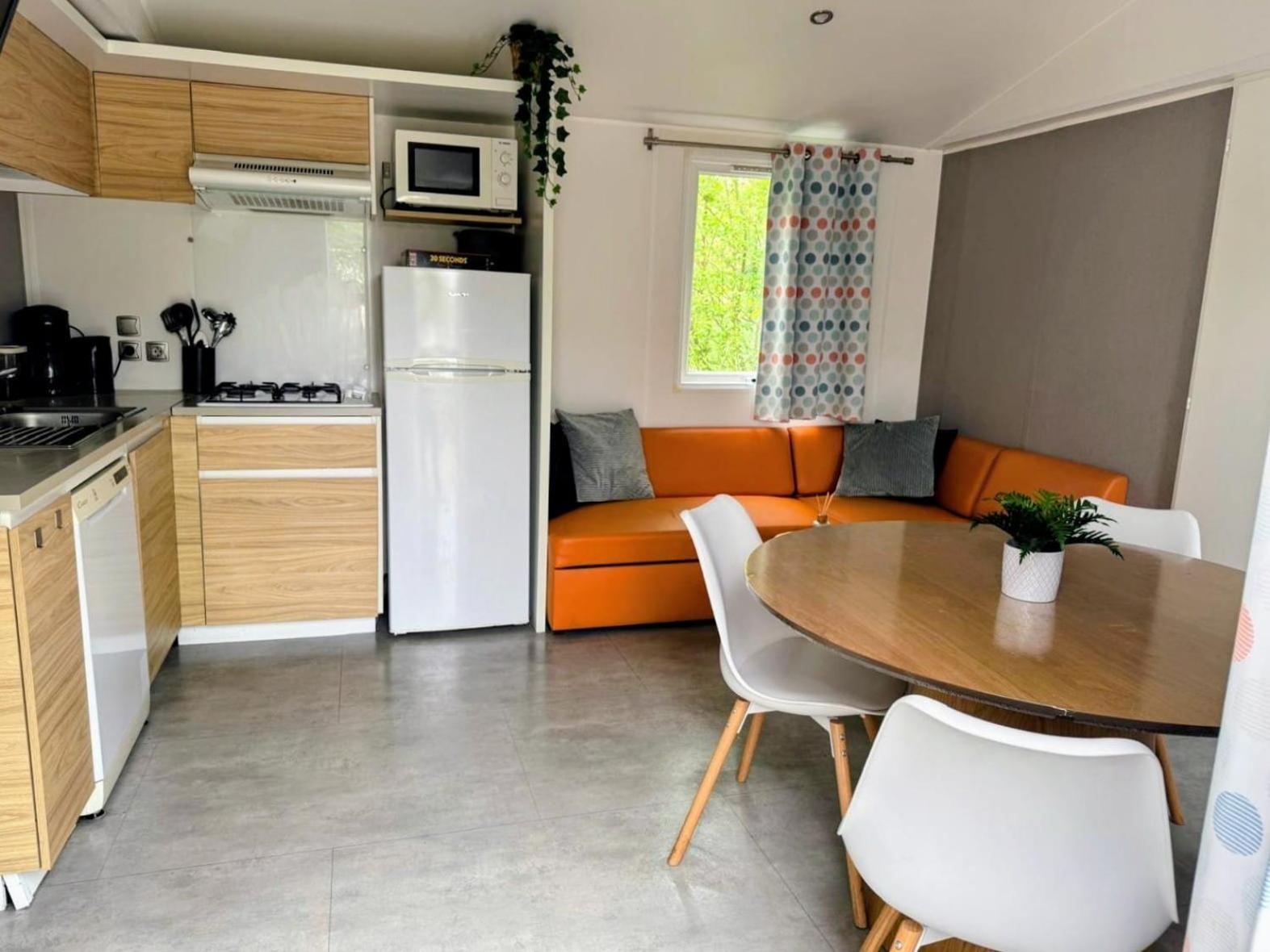 فيلا Modern 6P Tiny Solhouse 6 - Near Groningen Kropswolde المظهر الخارجي الصورة